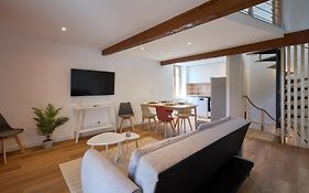 Le Rempart Harmonieux - Triplex au pied de la Cité